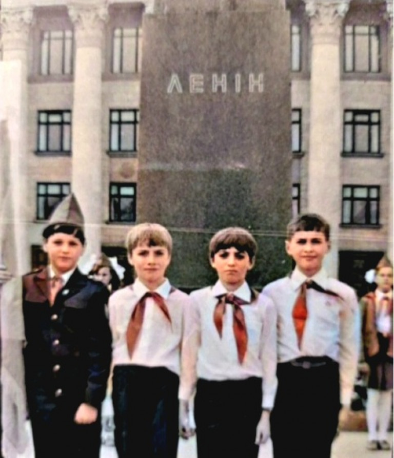 А жили по русски