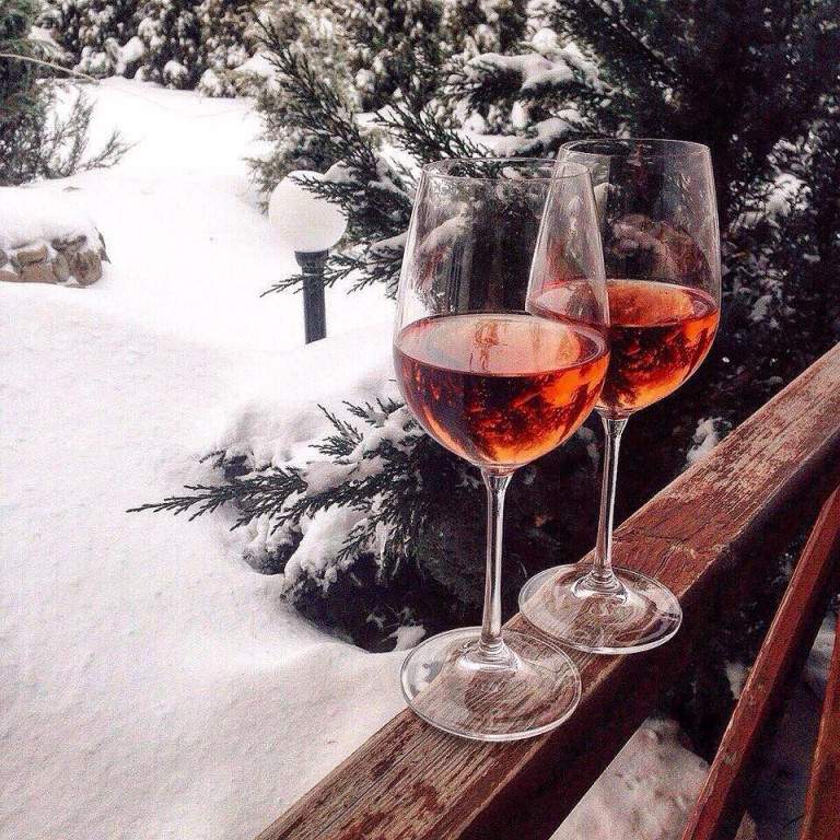 Цветы и вино