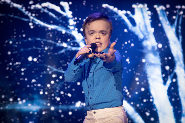 "Первый снег" сл. П.Жагун, муз. Н. Девлет-Кильдеев