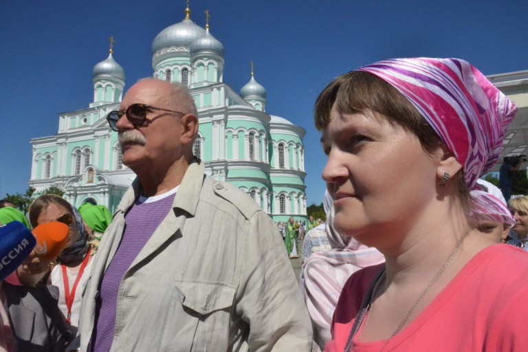 Мы все приходим к Богу.