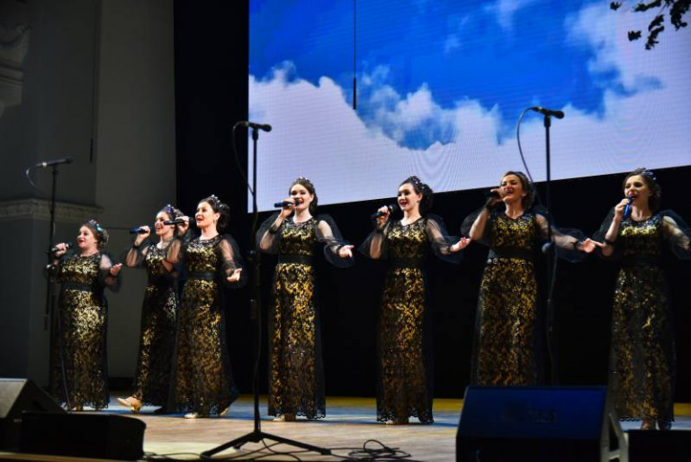 Русские своих не бросают