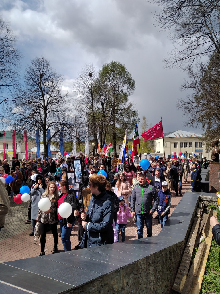 ТЫ - РОССИЯ МОЯ, ЖИВИ