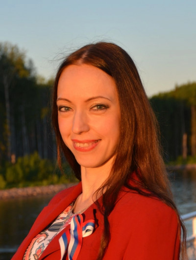 Даниэла Флорес