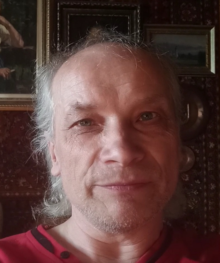 Девочка Юна