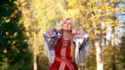 ДЕРЕВЕНСКОЕ КРЫЛЕЧКО