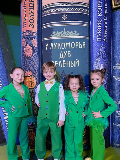 группа КЛАССНЫЕ. ДОЖДИК