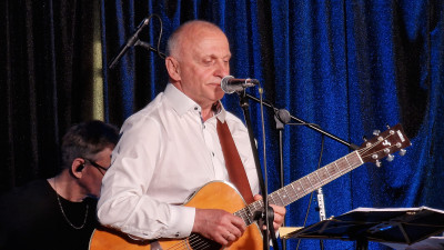 Улыбайся, прошу улыбайся