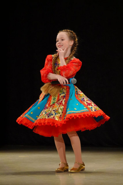 "Маков цвет" - Алевтина Макаревич