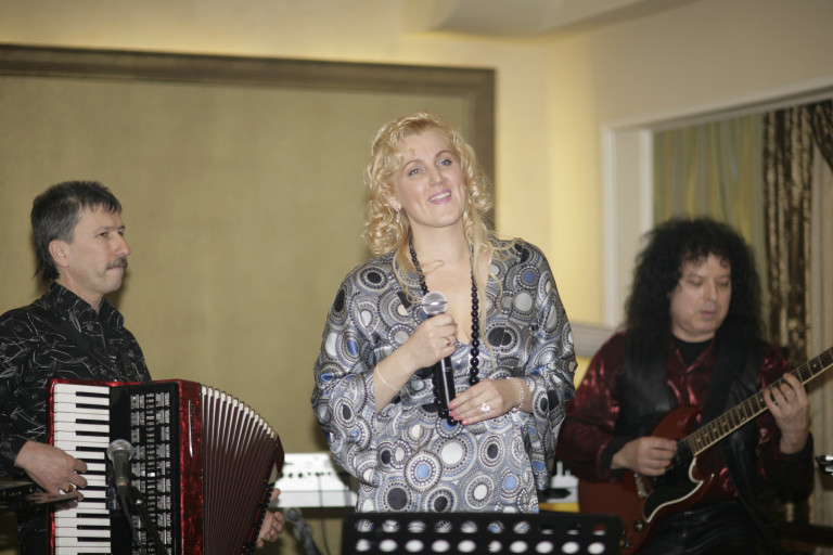 Светлана Питерская  песня "Россия"