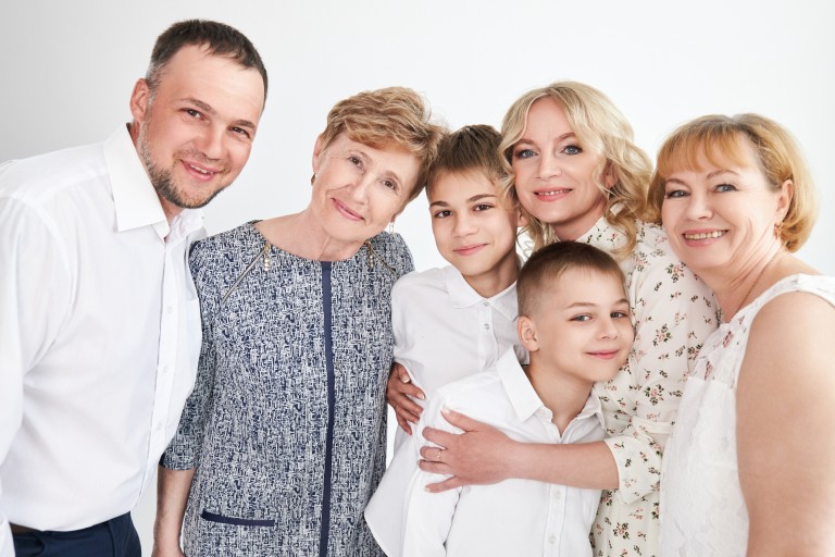 Крепкая семья