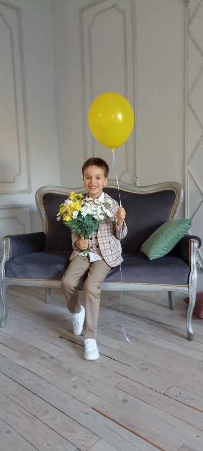 Вот пуля просвистела