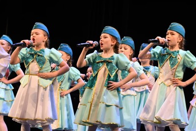 КАПИТАНЫ НЕБА