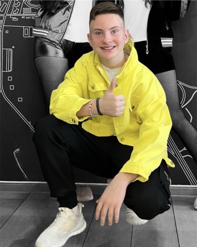 СПОРТ НАБИРАЕТ ВЫСОТУслова Макс Путриков музыка Макс Путриков