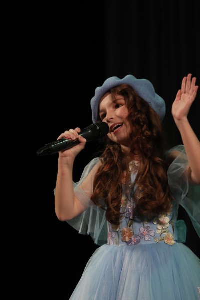 Алина Мешкова