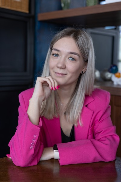 Анна Абакумова